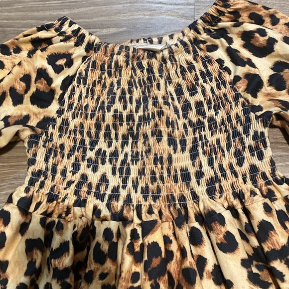 Leopard Top - Picture 2 of 4